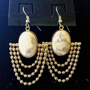 S🌷LE! 3/$10. Art Deco Style Drop Earrings